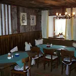 Pensionat Holzknechthof Am Neustift im Stubaital